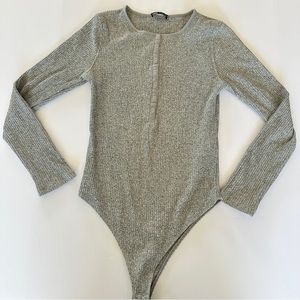 Zara Bodysuit Ribbed Snap button front L Grey